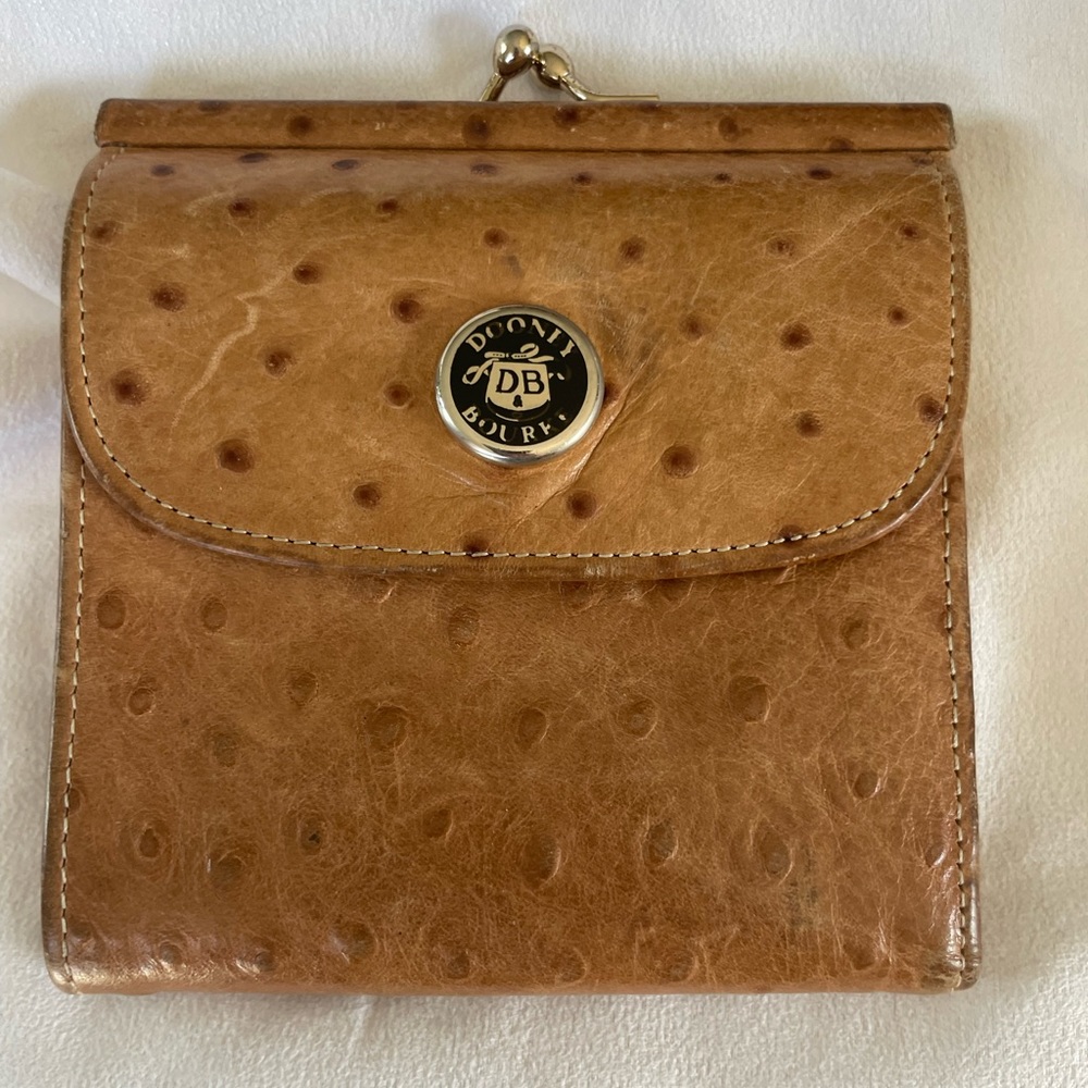 Dooney & Bourne Tri-fold wallet